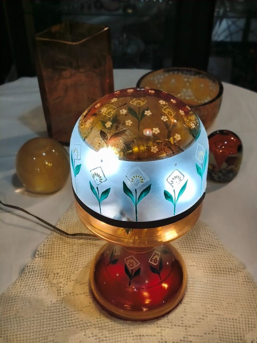 Lámpara de vidrio pintado a mano